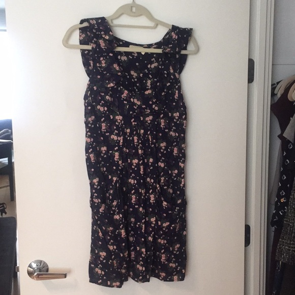 Floral dress with ruffles and pockets, Size S - Picture 1 of 4